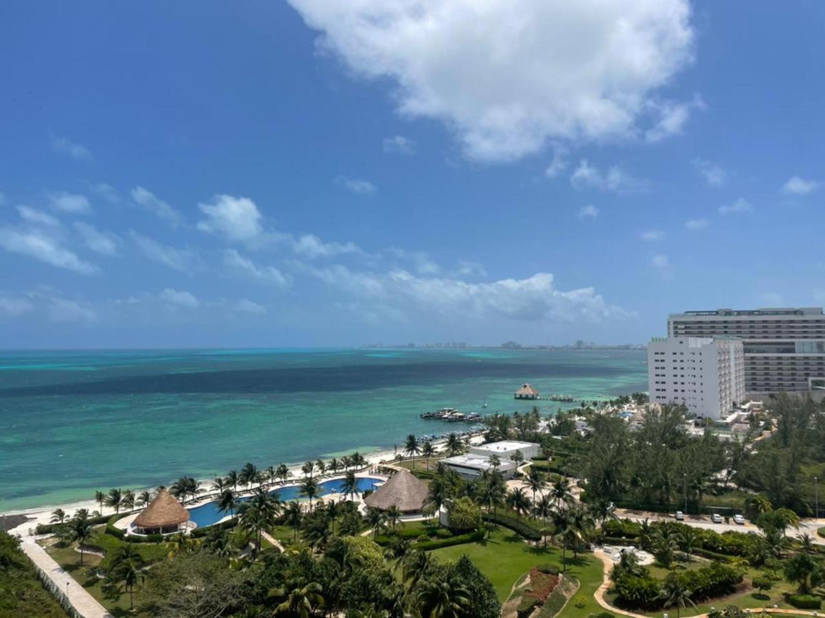Beachfront Luxury Apartments 坎昆 外观 照片
