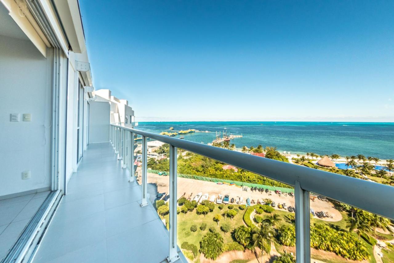 Beachfront Luxury Apartments 坎昆 外观 照片