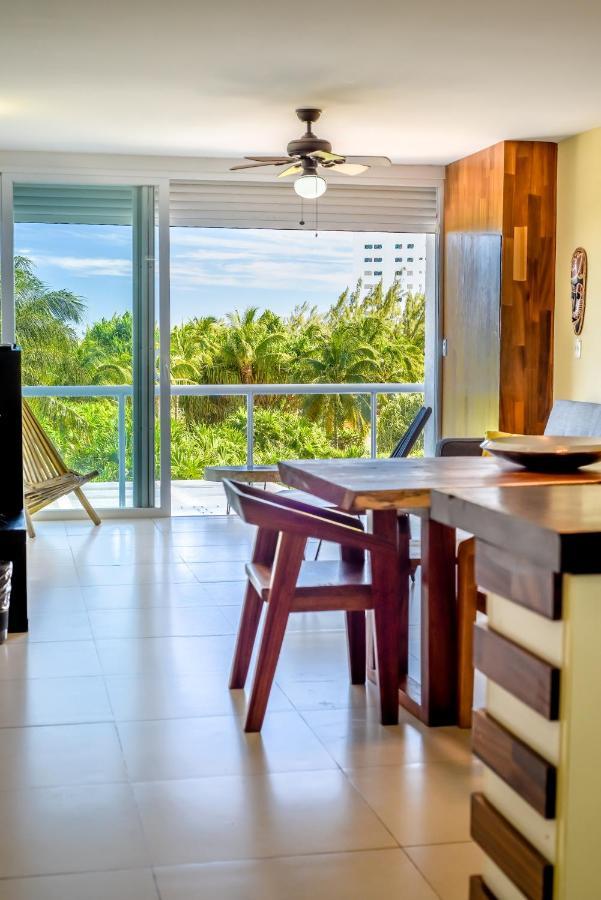Beachfront Luxury Apartments 坎昆 外观 照片